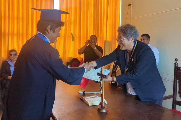 PXL_20251030_174949796