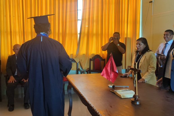 PXL_20251030_174956981